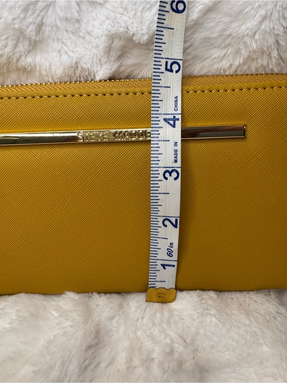 Steve Madden Mustard Yellow Wristlet Clutch with Gold Accent - Picture 4 of 5
